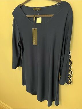 Navy Blue Women's Scoop Neck Top with Circle Sleeve Detail by whispers. NWT